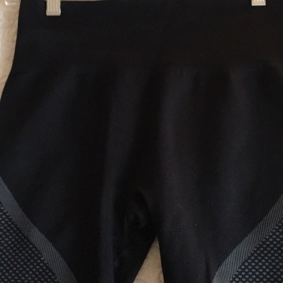 Athletic leggings - Picture 5 of 7